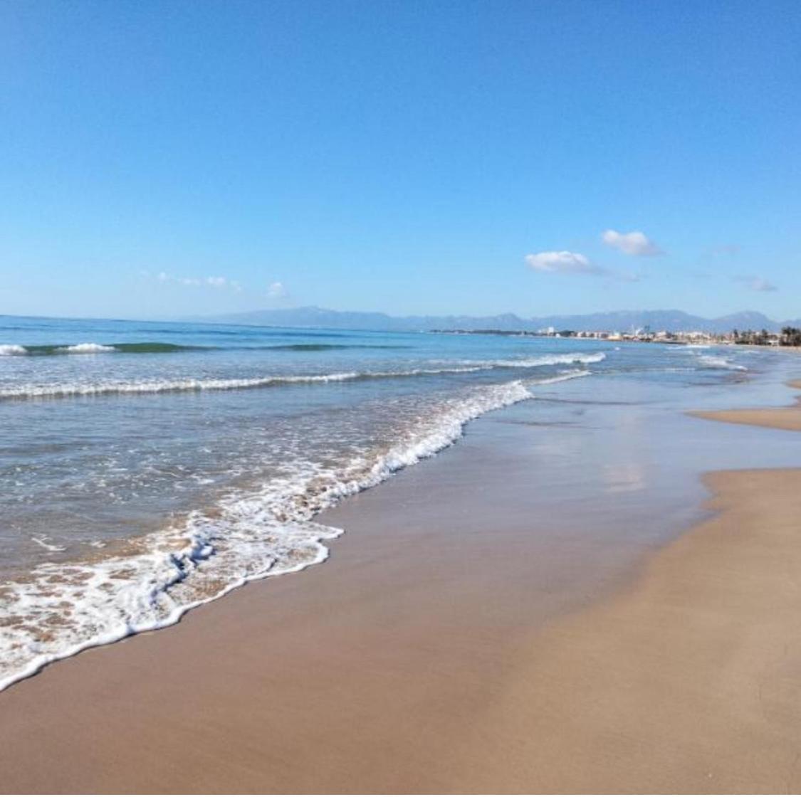 Apartbeach Los Juncos 2 Residencial Y Junto Playa La Pineda Exteriör bild